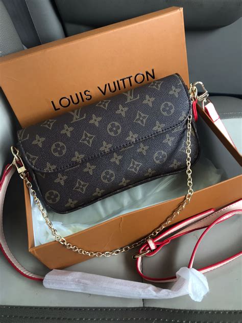 louis vuitton ivy wallet on chain bag